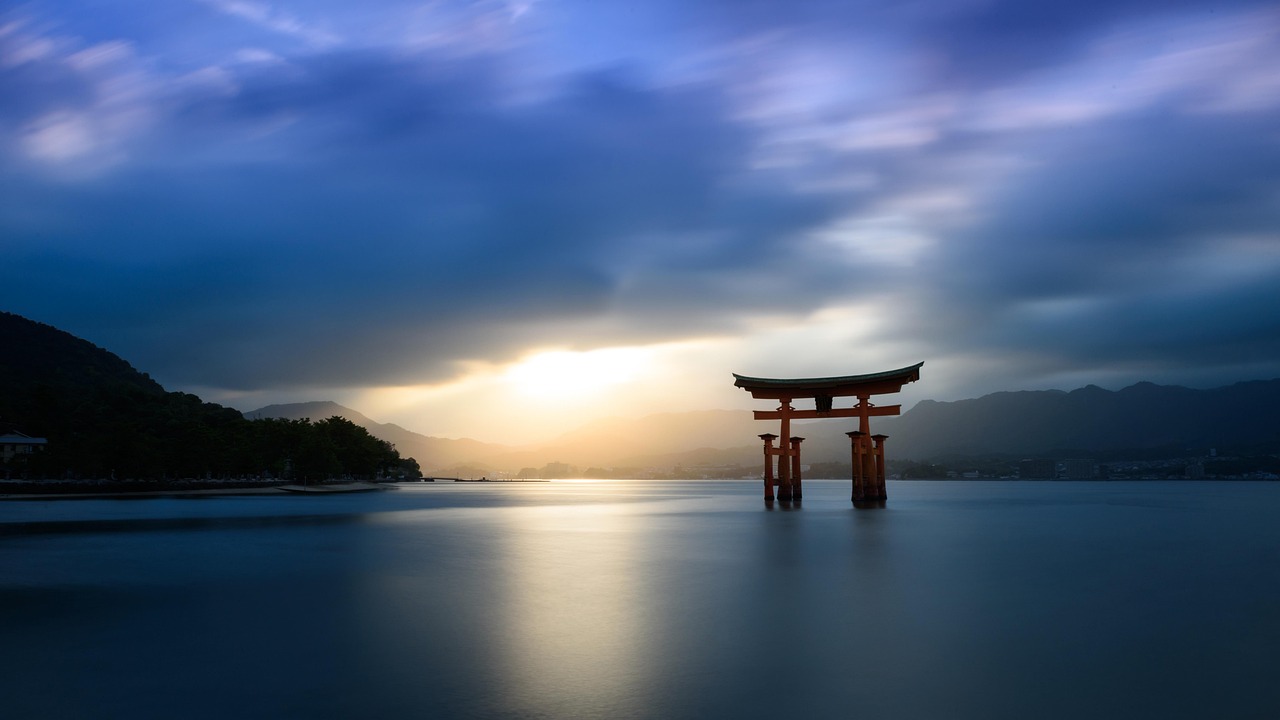 九州のドライブコースで訪れるべき神社は？